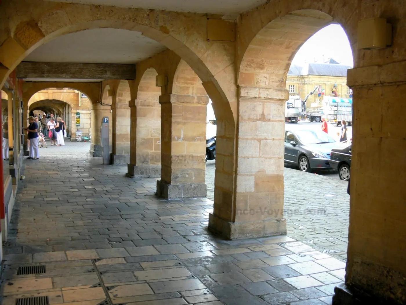 Le Petit Ardennais Шарлевиль-Мезьер Экстерьер фото